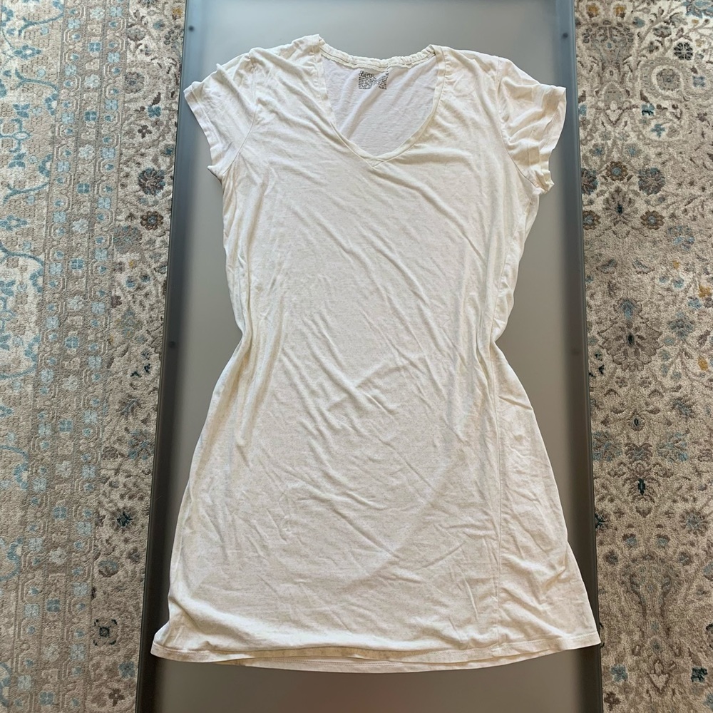 Gilligan & O’Malley Women’s Meduim White Nightgown